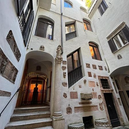 Rome Center, Luxury & History In Via Monserrato Exterior photo