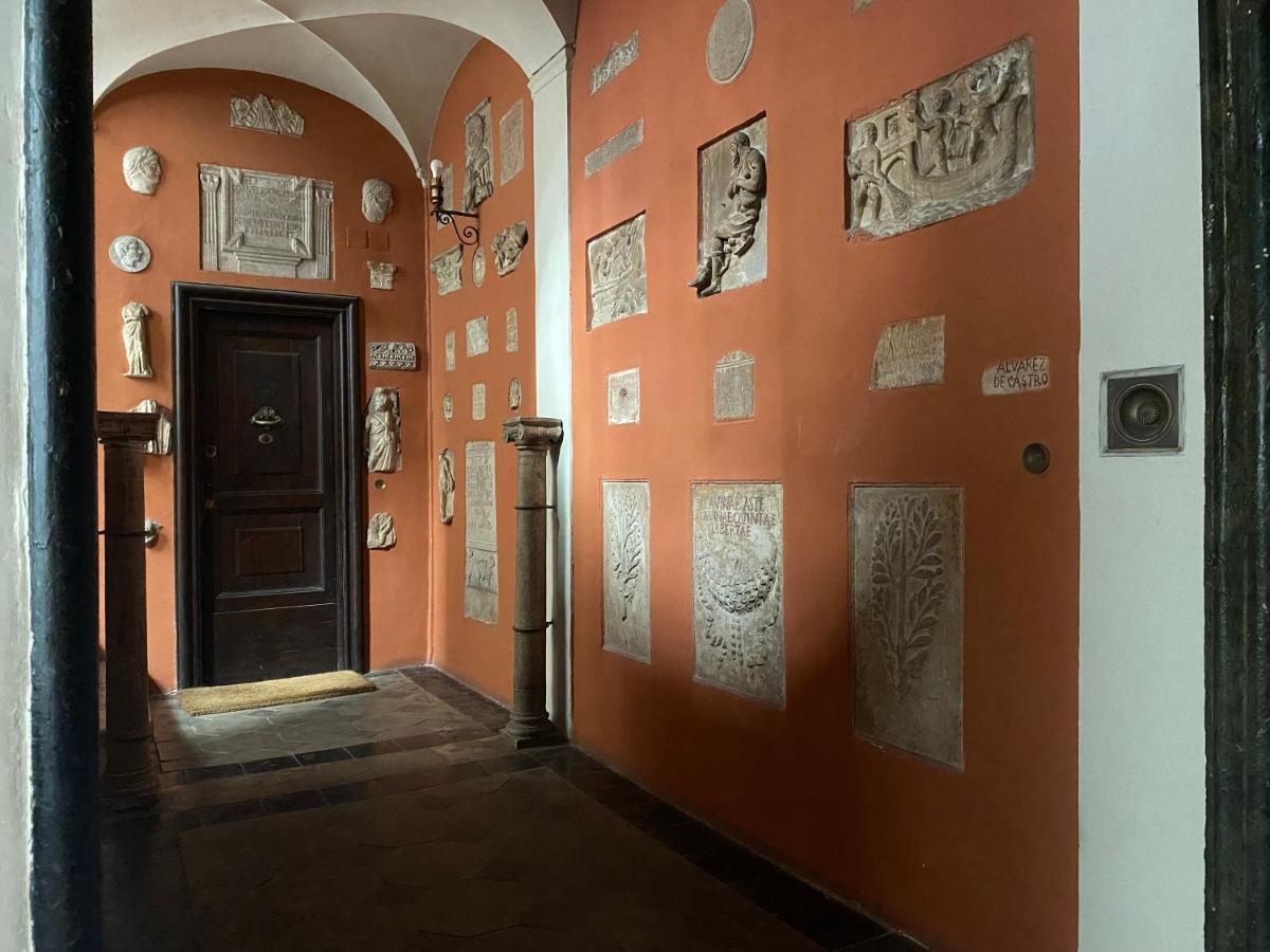Rome Center, Luxury & History In Via Monserrato Exterior photo